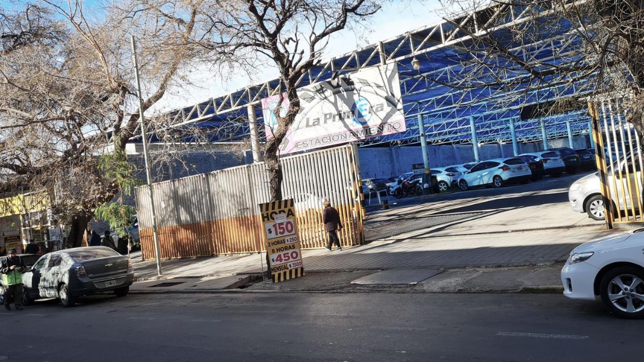 Apartament Departamento Monoambiente, A Metros De Peatonal Sarmiento Mendoza Zewnętrze zdjęcie